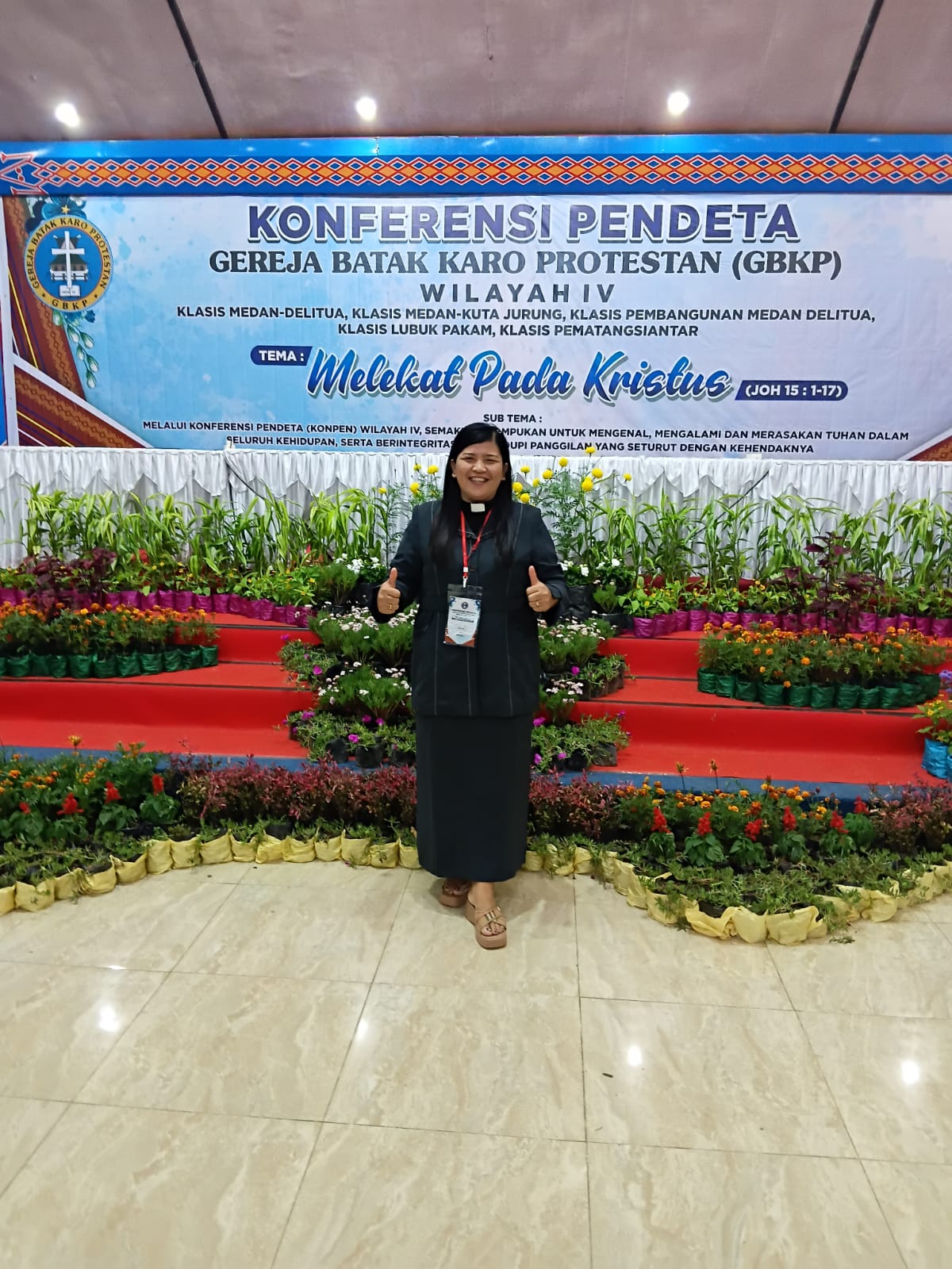 Pdt. Ngamani br damanik, S.Th