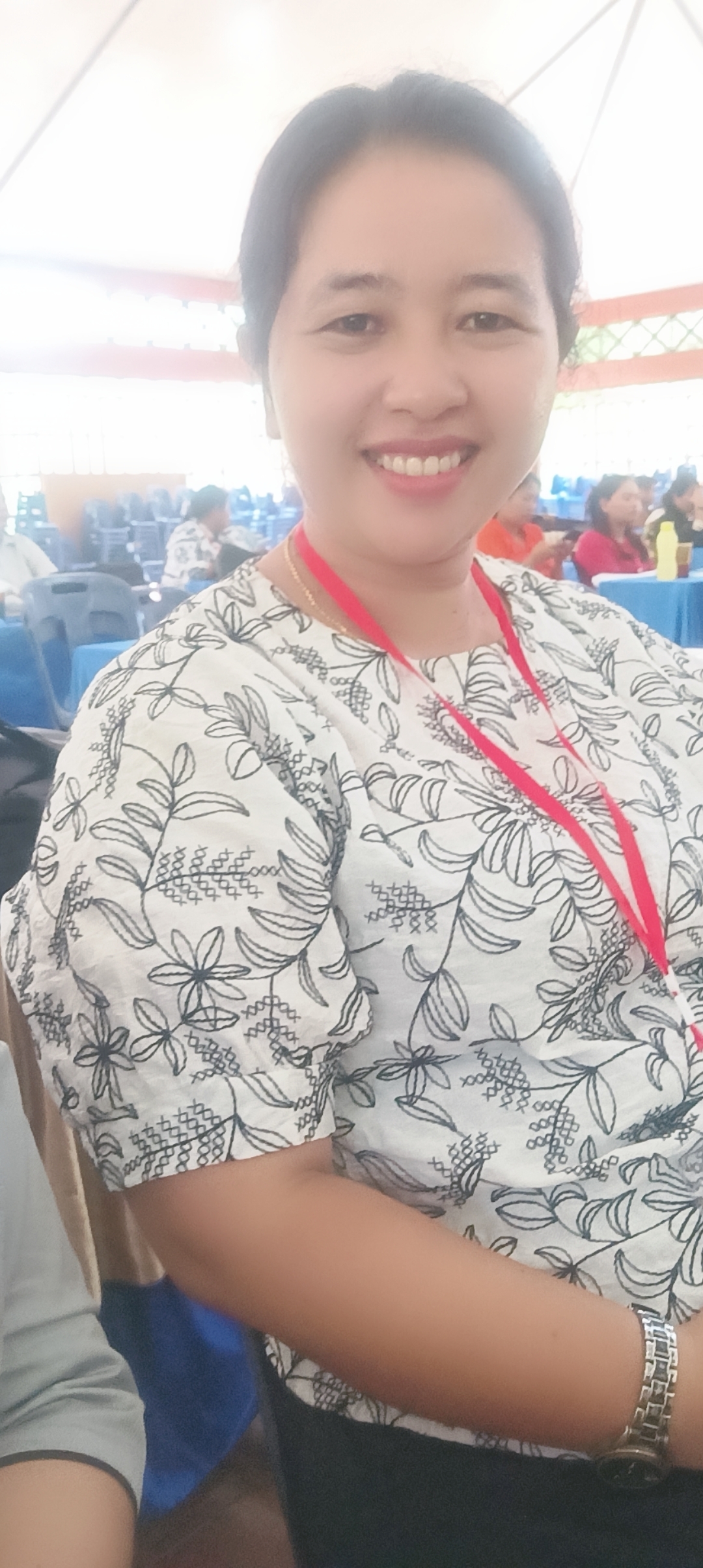 Pdt. Yentri br barus
