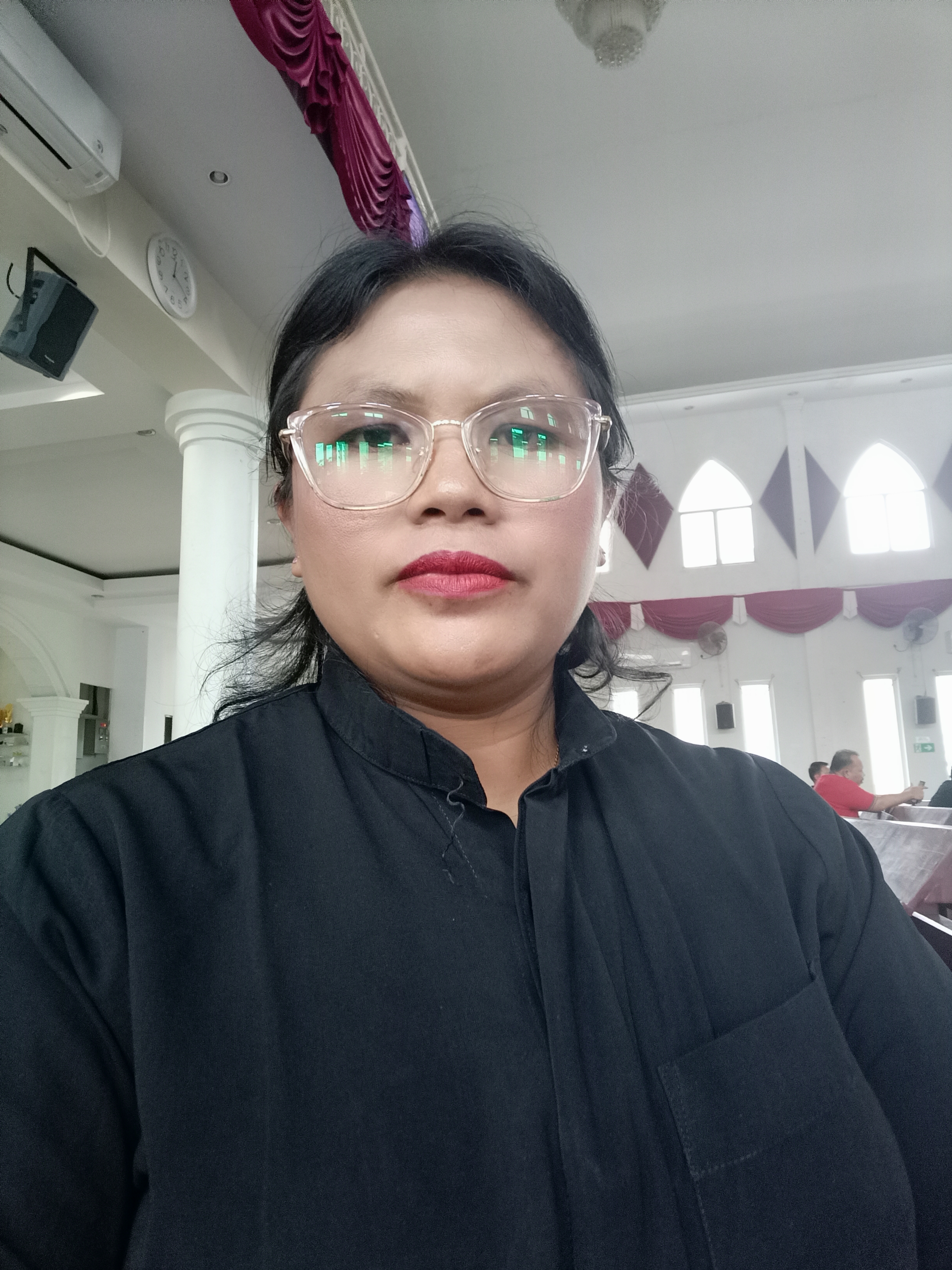 Pdt. Mahdayona br Ginting, S.Th