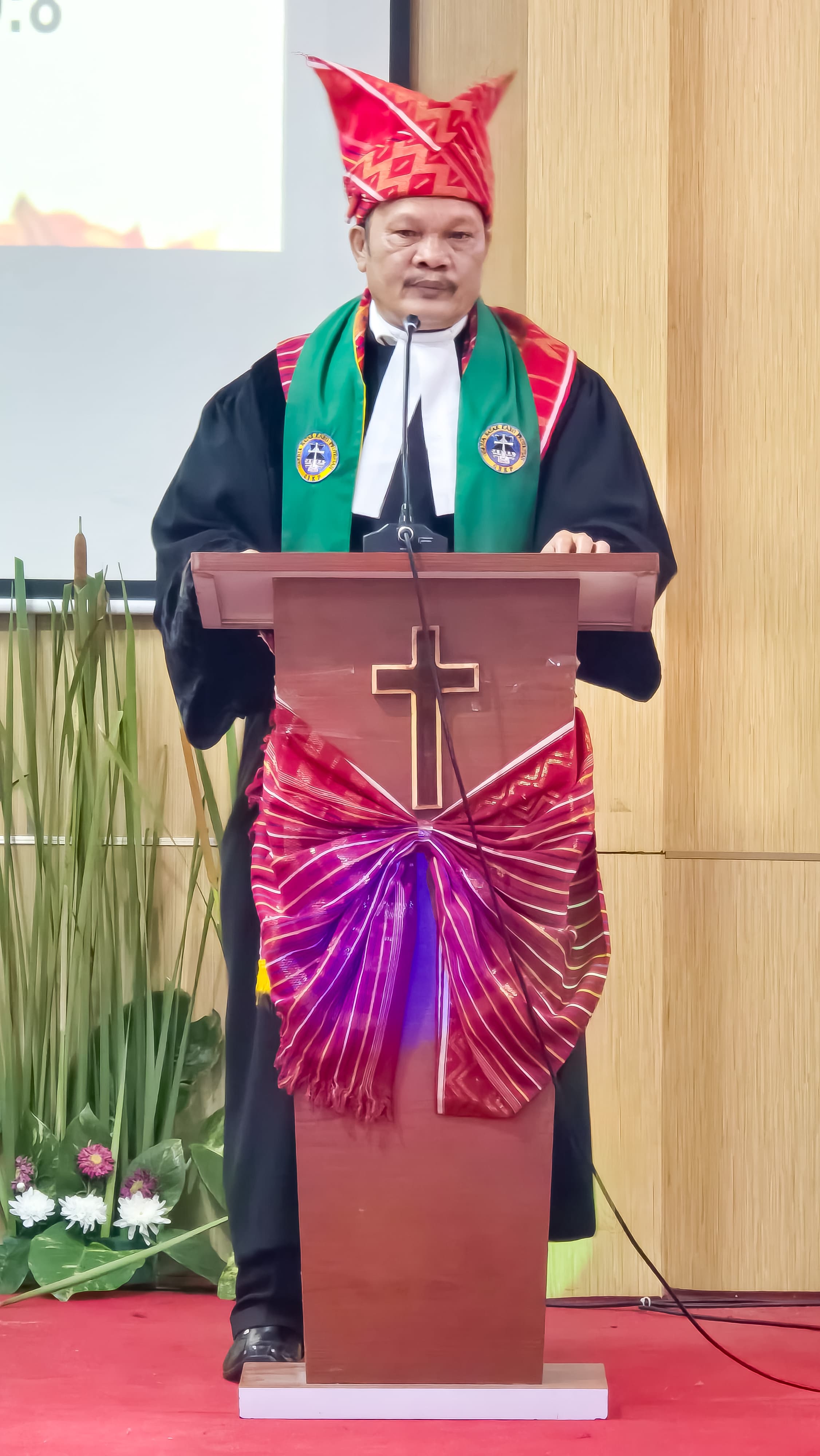Pdt. maslan Sitepu,M.Th