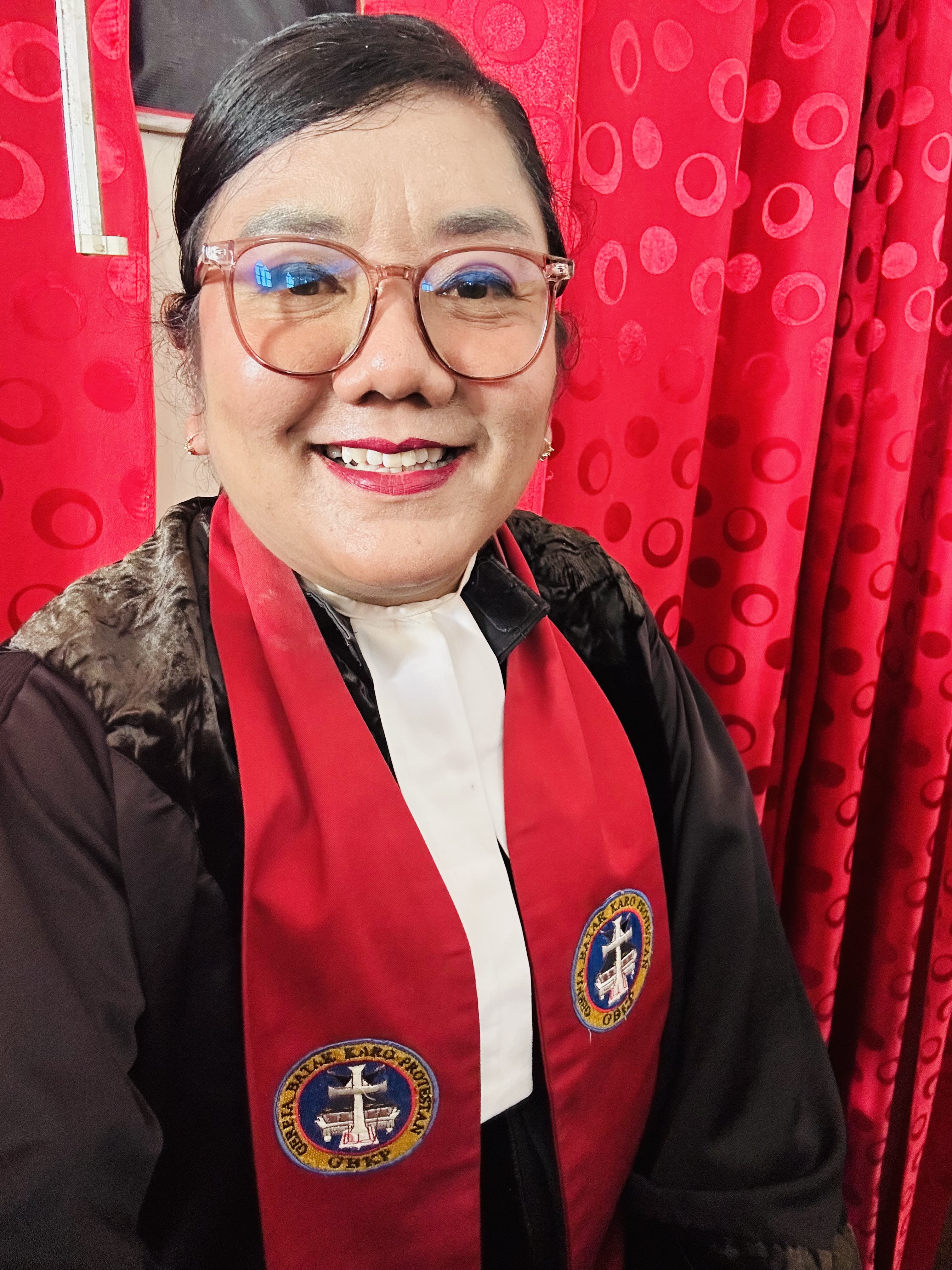 Pdt. Inri Ohistauni Ginting,S.Th