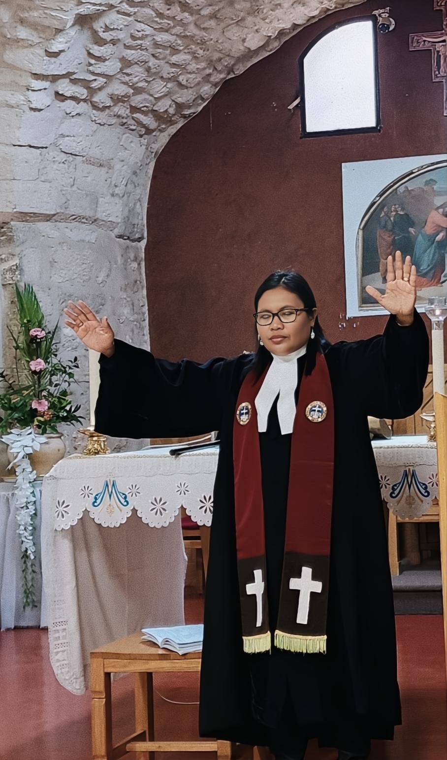 Pdt.Salonika Br Ginting, M.Th