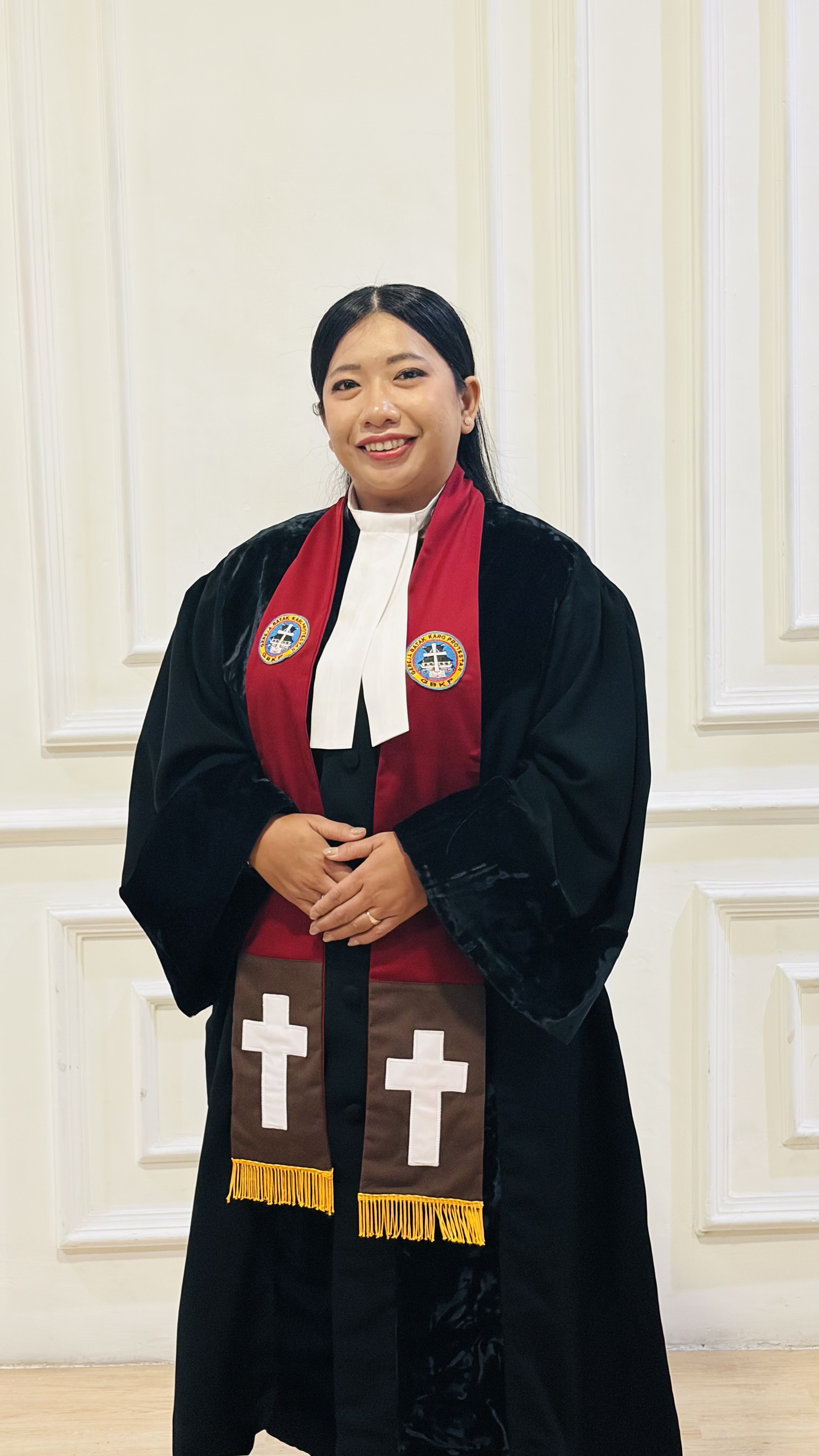 Pdt. Ester Taras Tresia Bangun